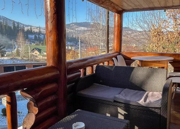 Provence Villa Slavske Exteriör bild