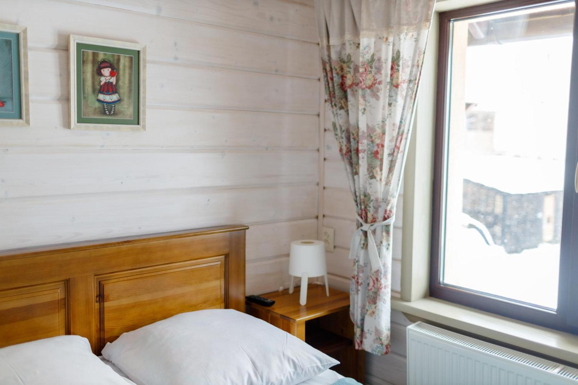 Provence Villa Slavske Exteriör bild