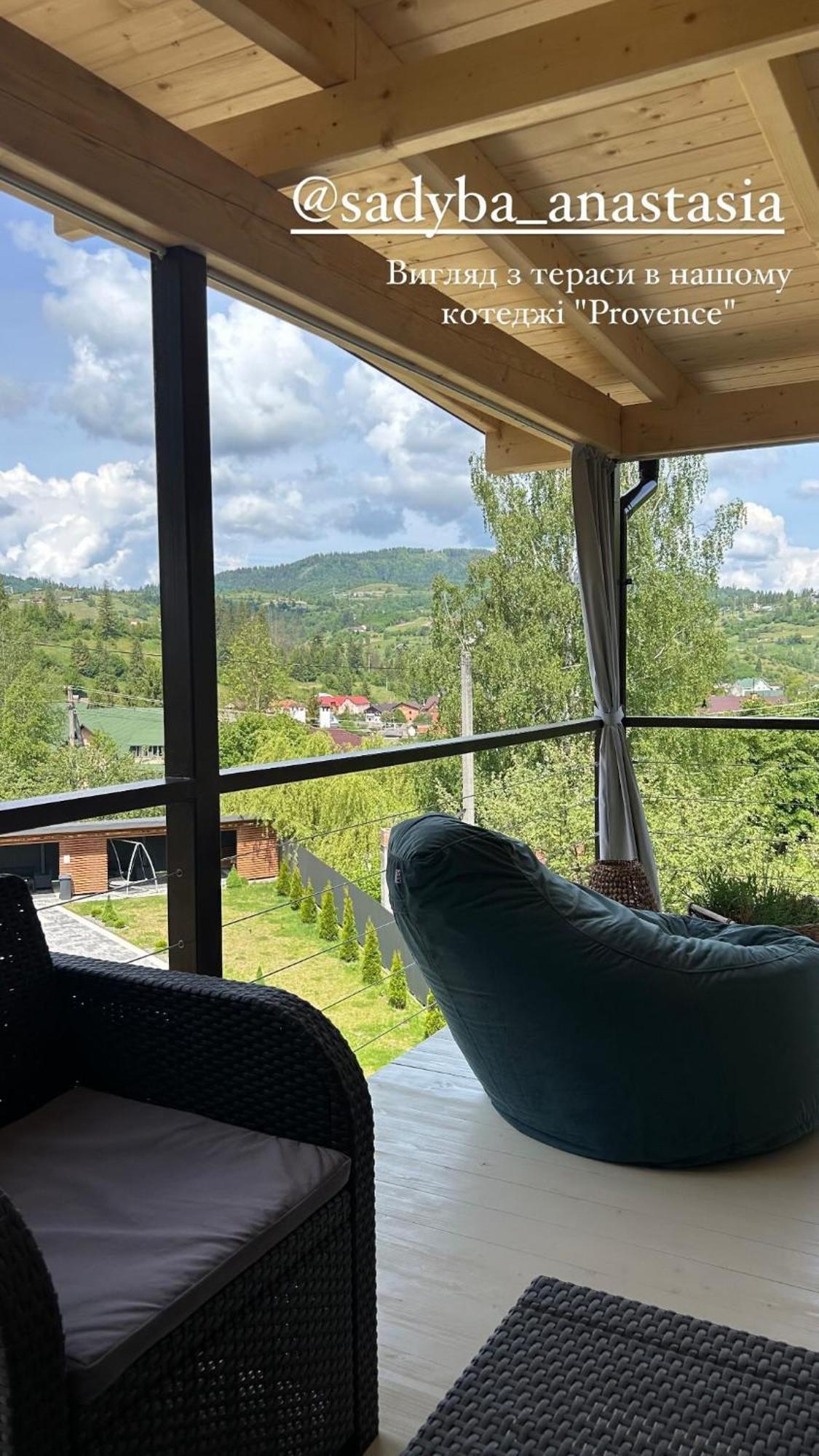 Provence Villa Slavske Exteriör bild