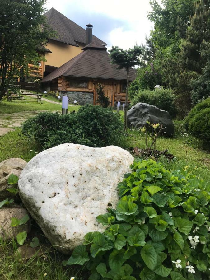 Provence Villa Slavske Exteriör bild